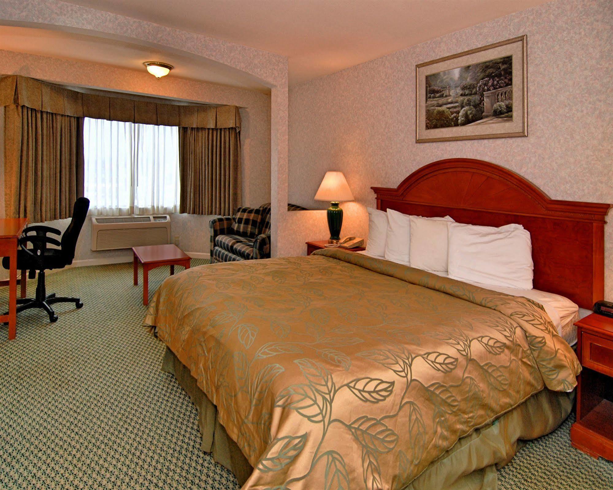 Aluxor Sfo, Shuttle Service Hotel
