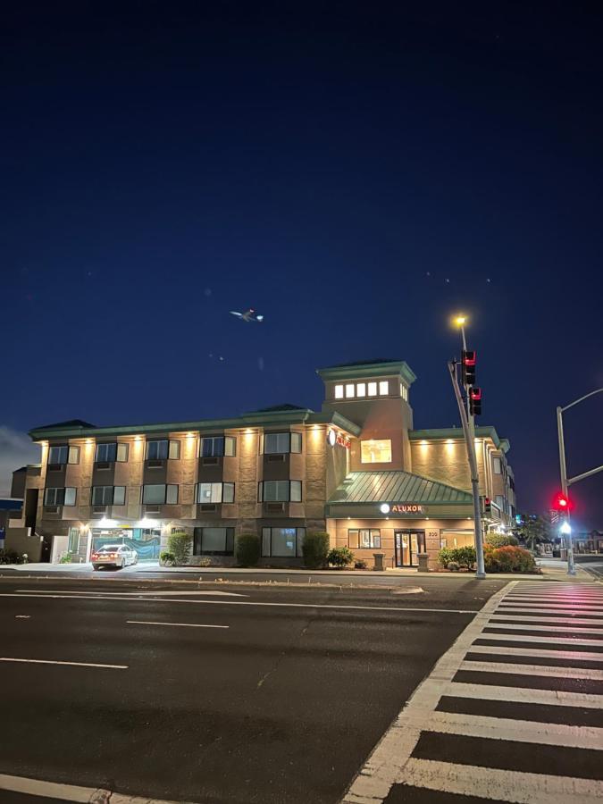 Aluxor Sfo, Sapphire Boutique Collection Hotel 2*
