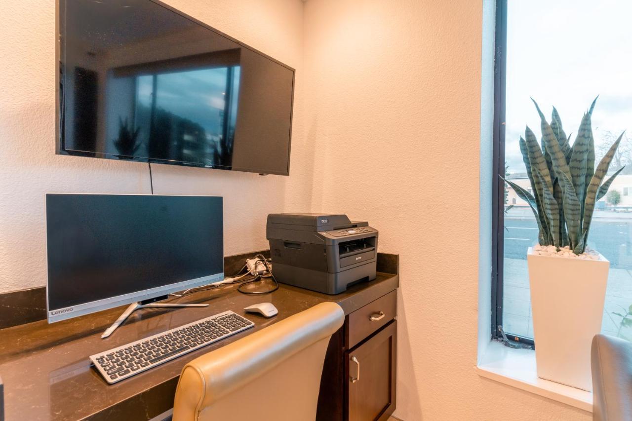 Hotel Aluxor Sfo, Sapphire Boutique Collection 2*